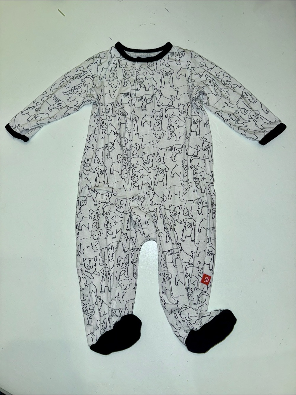 Magnetic Me 3-6M Baby Footed One-Piece Romper Sleeper Dog Print White & Black